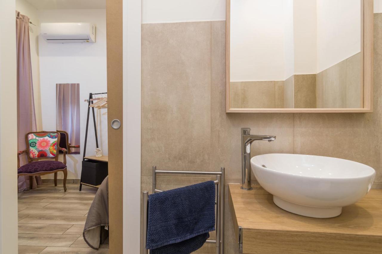 Giu Al Centro Bed & Breakfast Naples Luaran gambar