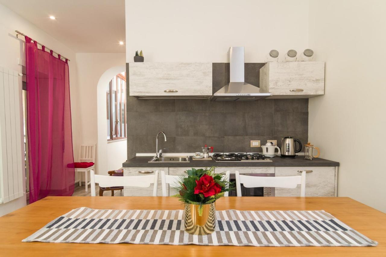 Giu Al Centro Bed & Breakfast Naples Luaran gambar