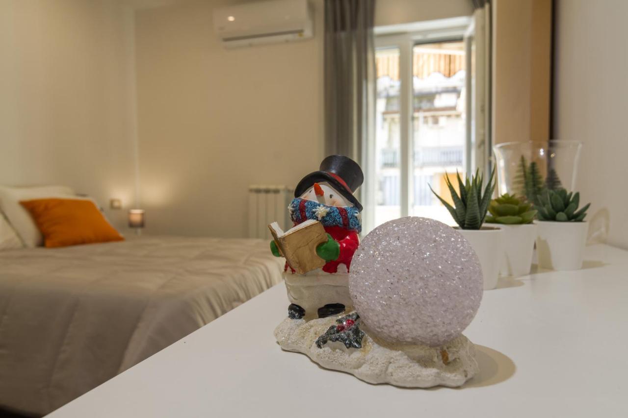 Giu Al Centro Bed & Breakfast Naples Luaran gambar